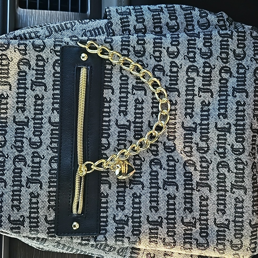 Juicy purse